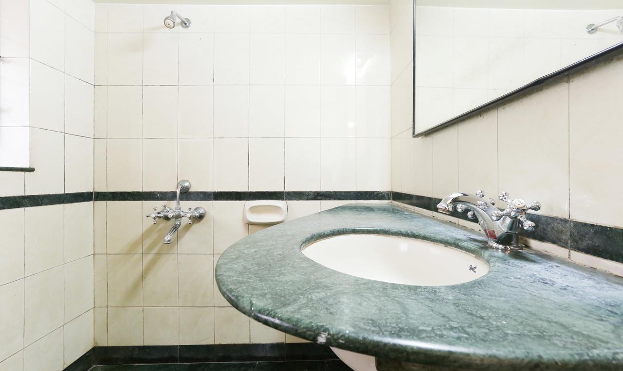 Itsy Hotels Hill View Ex Pune Bagian luar foto