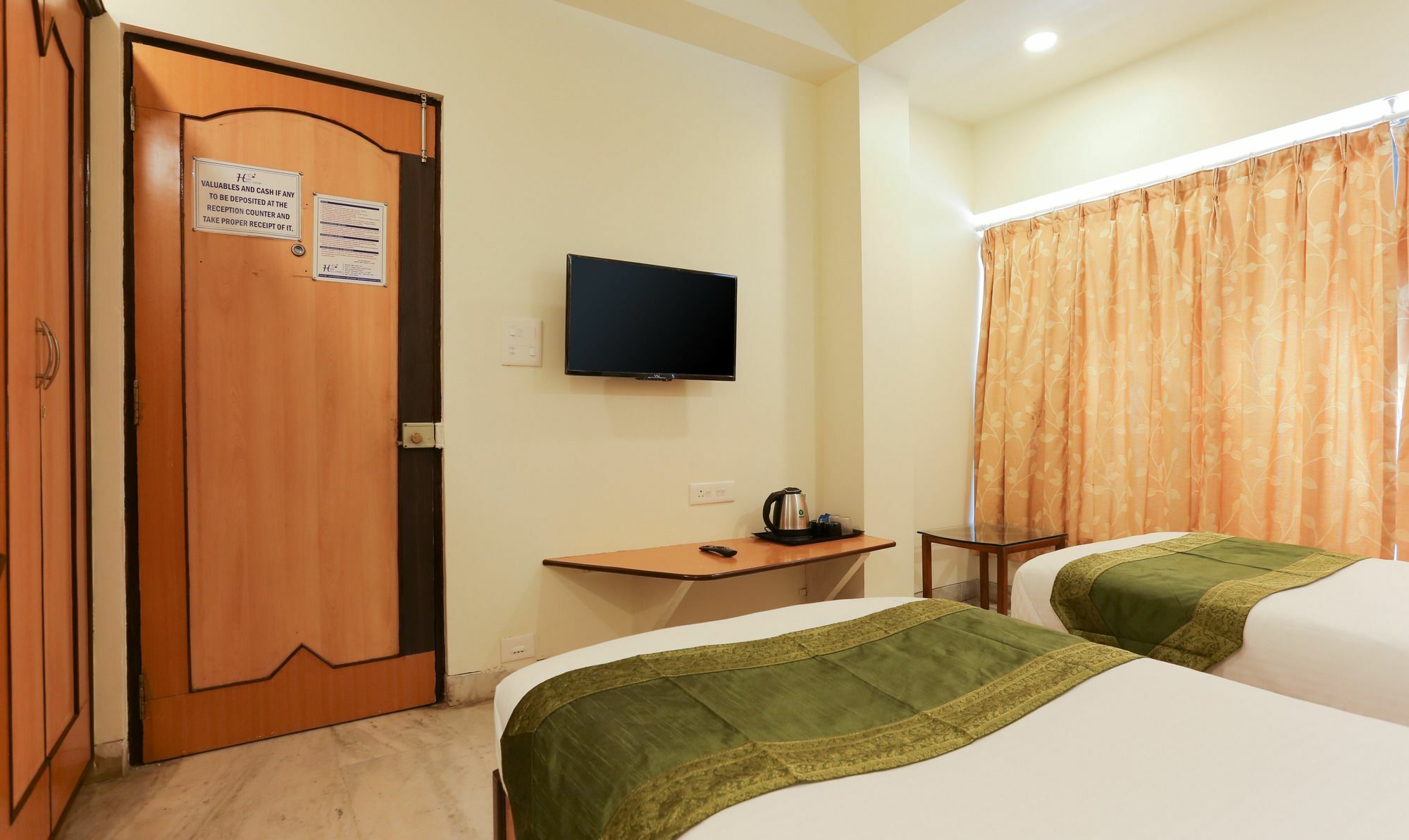 Itsy Hotels Hill View Ex Pune Bagian luar foto