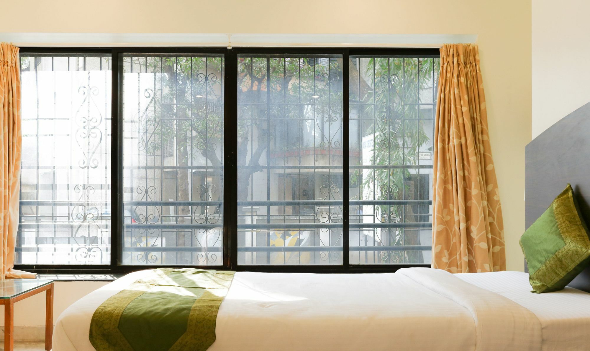 Itsy Hotels Hill View Ex Pune Bagian luar foto